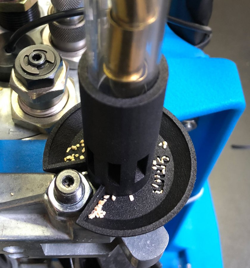 DAA XL650 / XL750 Debris-Out Casefeeder adaptor
