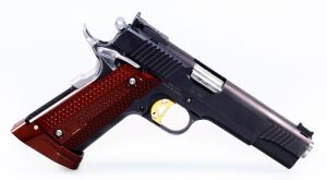 MONARCH 2 for 1911 – short grips + magwell - Image 8